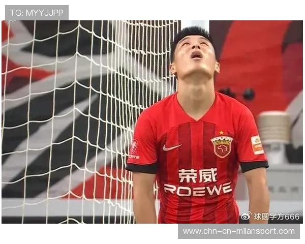 武磊门前抢点再度闪光，上海海港强势收节奏