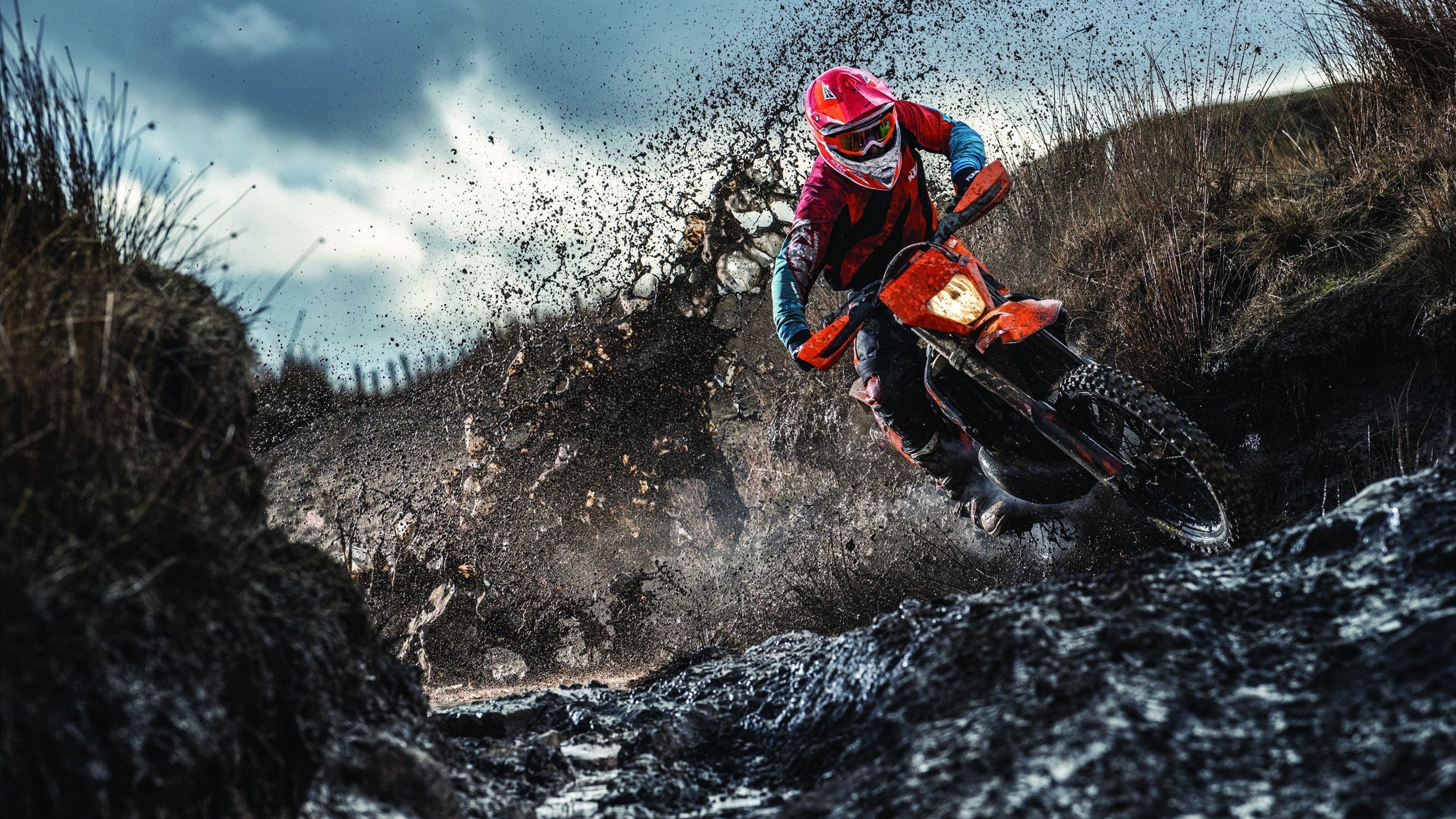 俱乐部青少年训练营正式加入“智能科技+创新实践”内容,激发创新兴趣